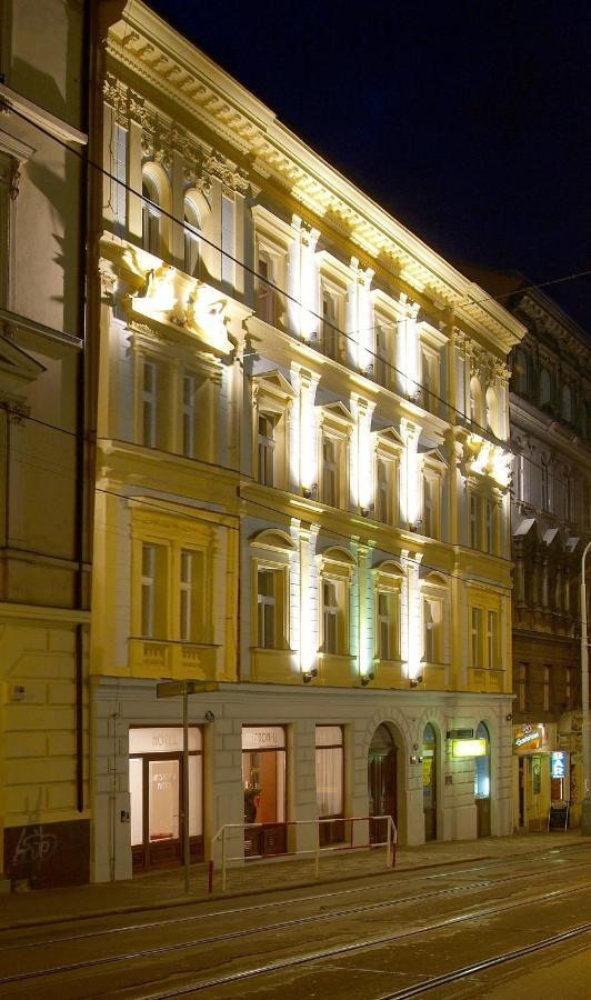 Hotel Patio Prag Dış mekan fotoğraf